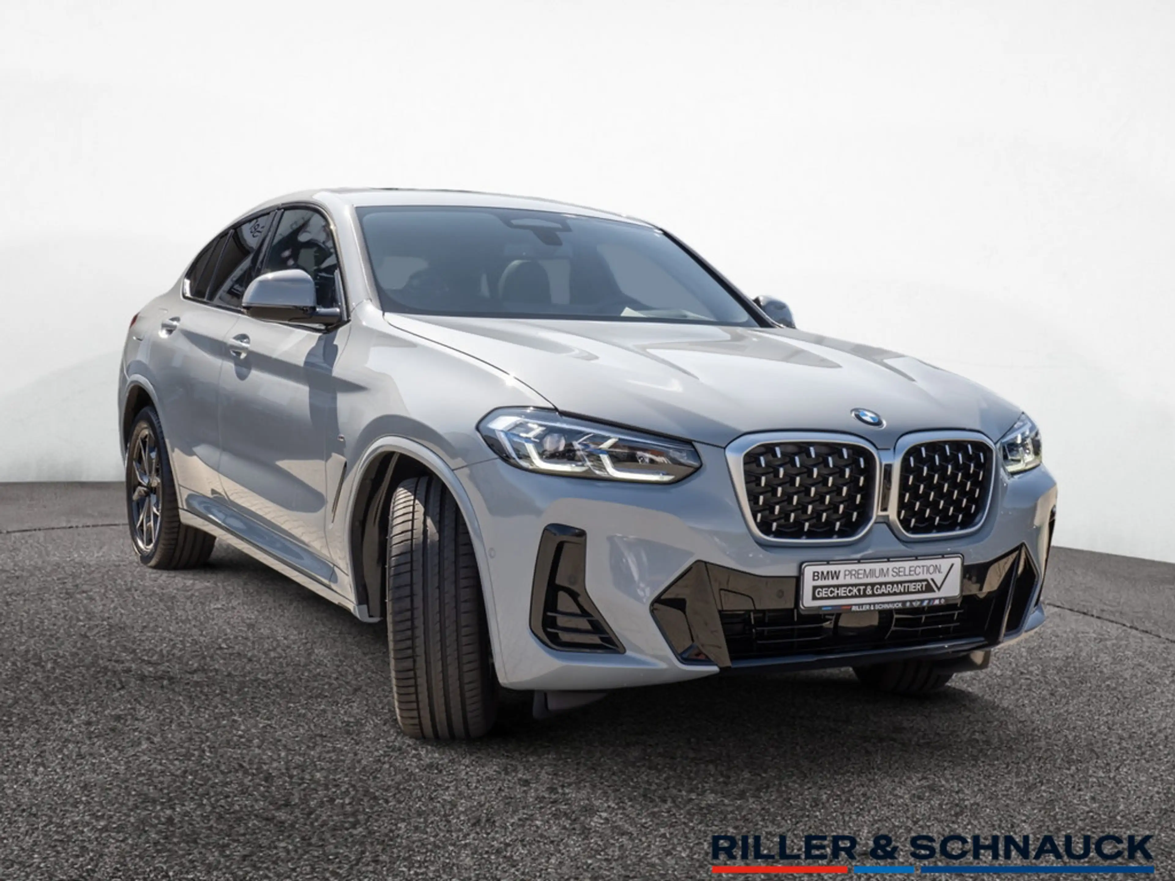 BMW X4 xDrive 30d M-Sport H/K HUD PANO LASER 360° — photo 2