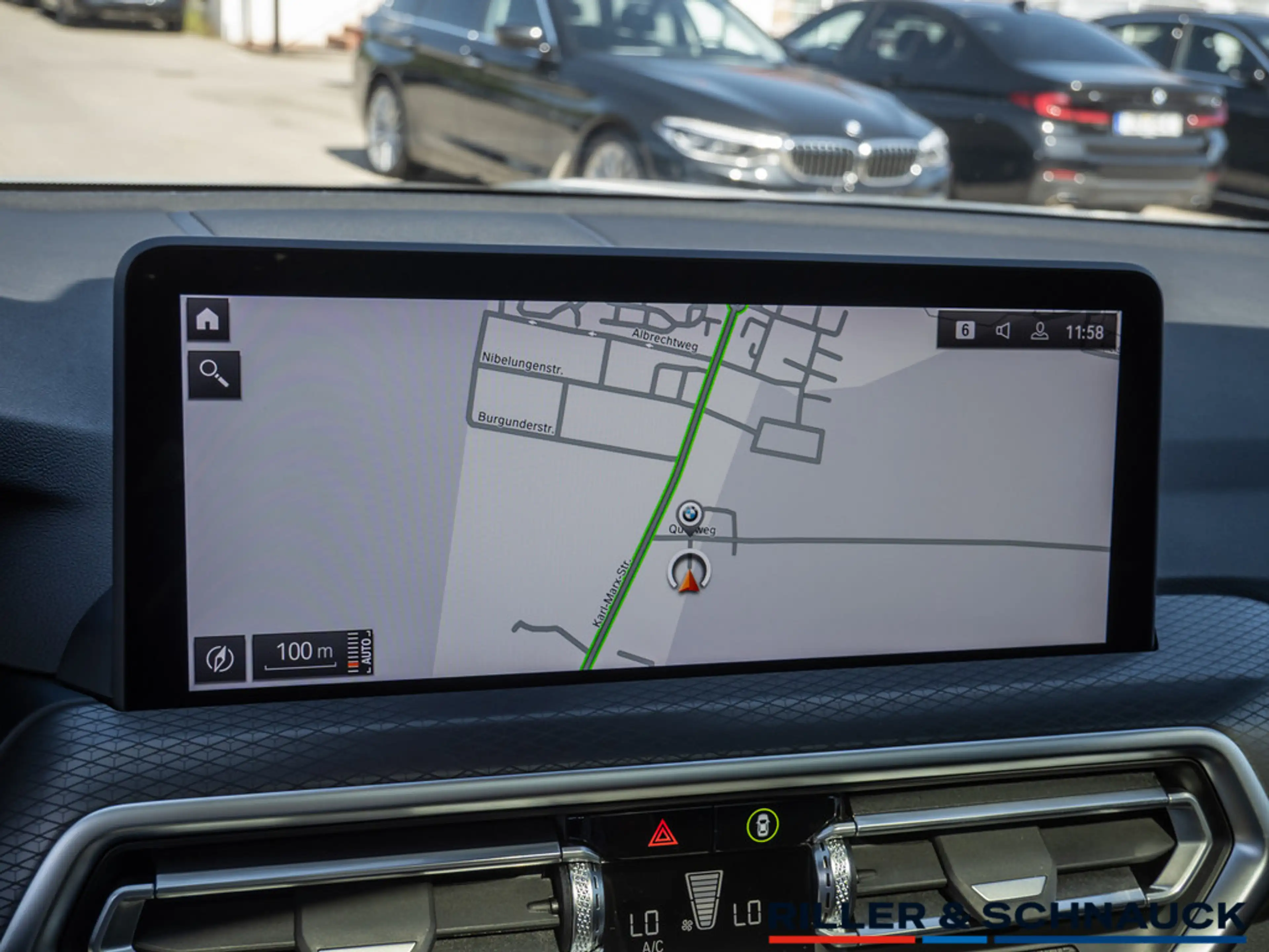 BMW X4 xDrive 30d M-Sport H/K HUD PANO LASER 360° — photo 11