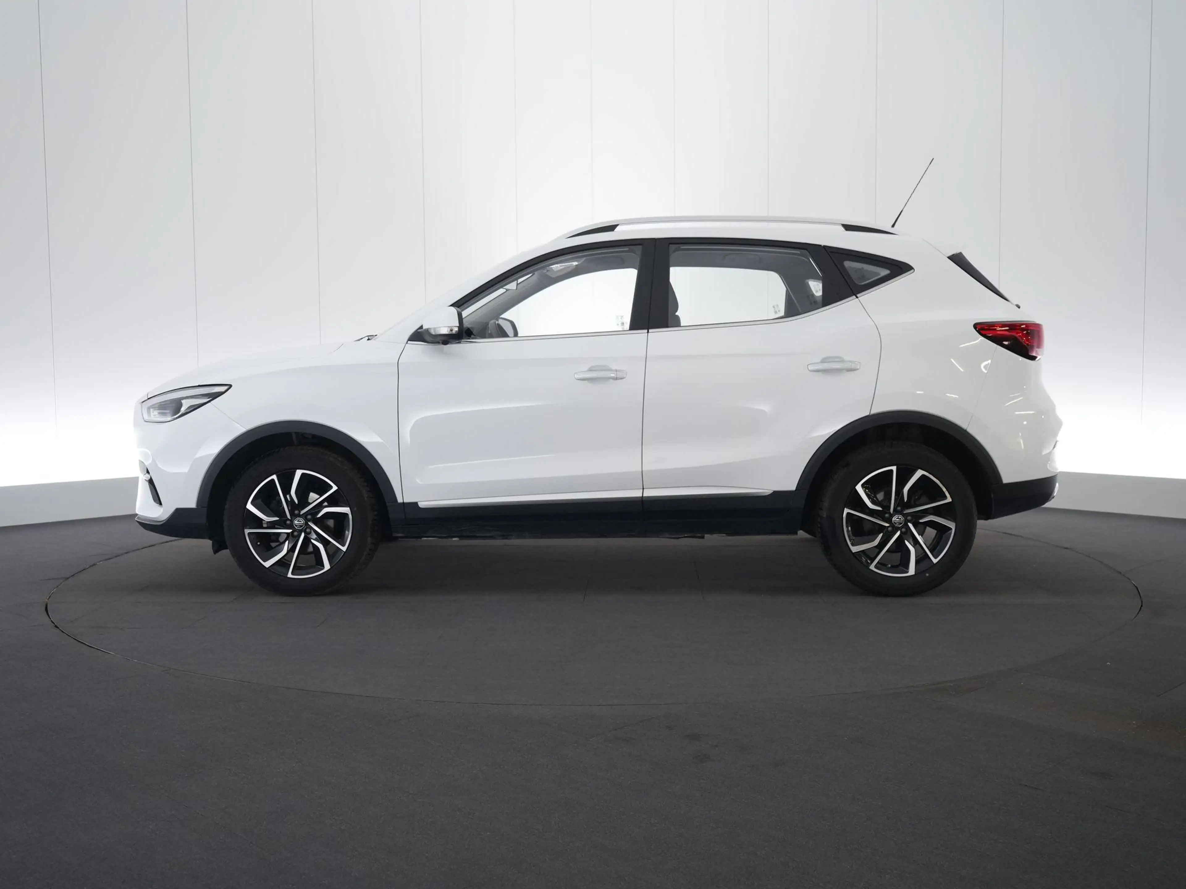 MG ZS ICE 1.0 T-GDi AT LUXURY — photo 4