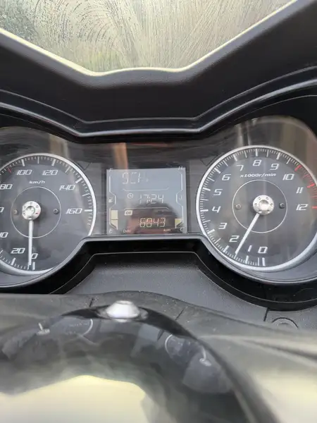 Yamaha X-Max 125 - foto 6