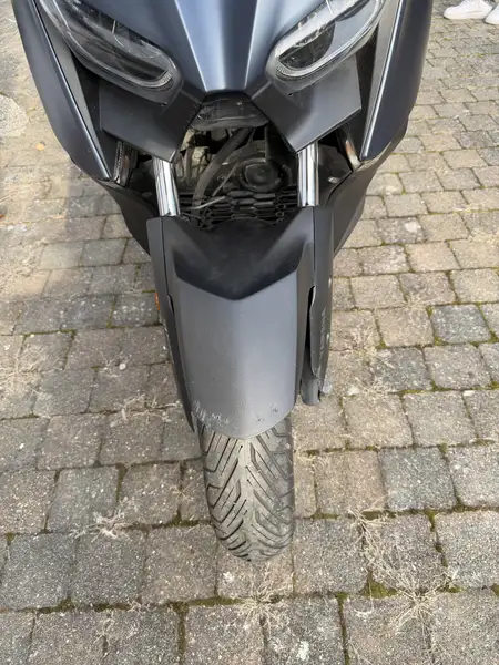 Yamaha X-Max 125 - foto 5