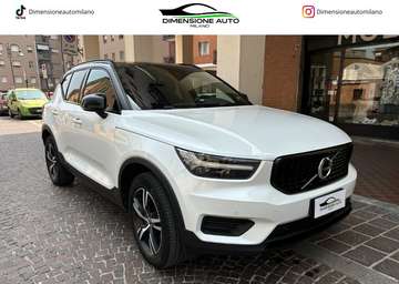 XC40 2.0 d3 Momentum my21