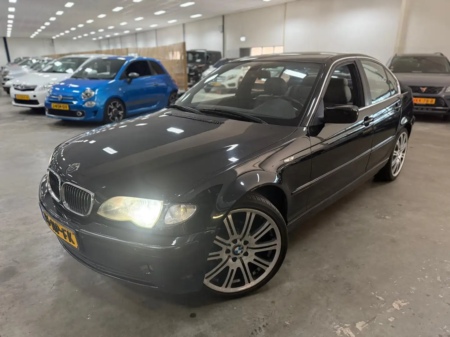 BMW 320 3-serie 320i Special Executive / AUTOMAAT / NAVI-M Noir - 2