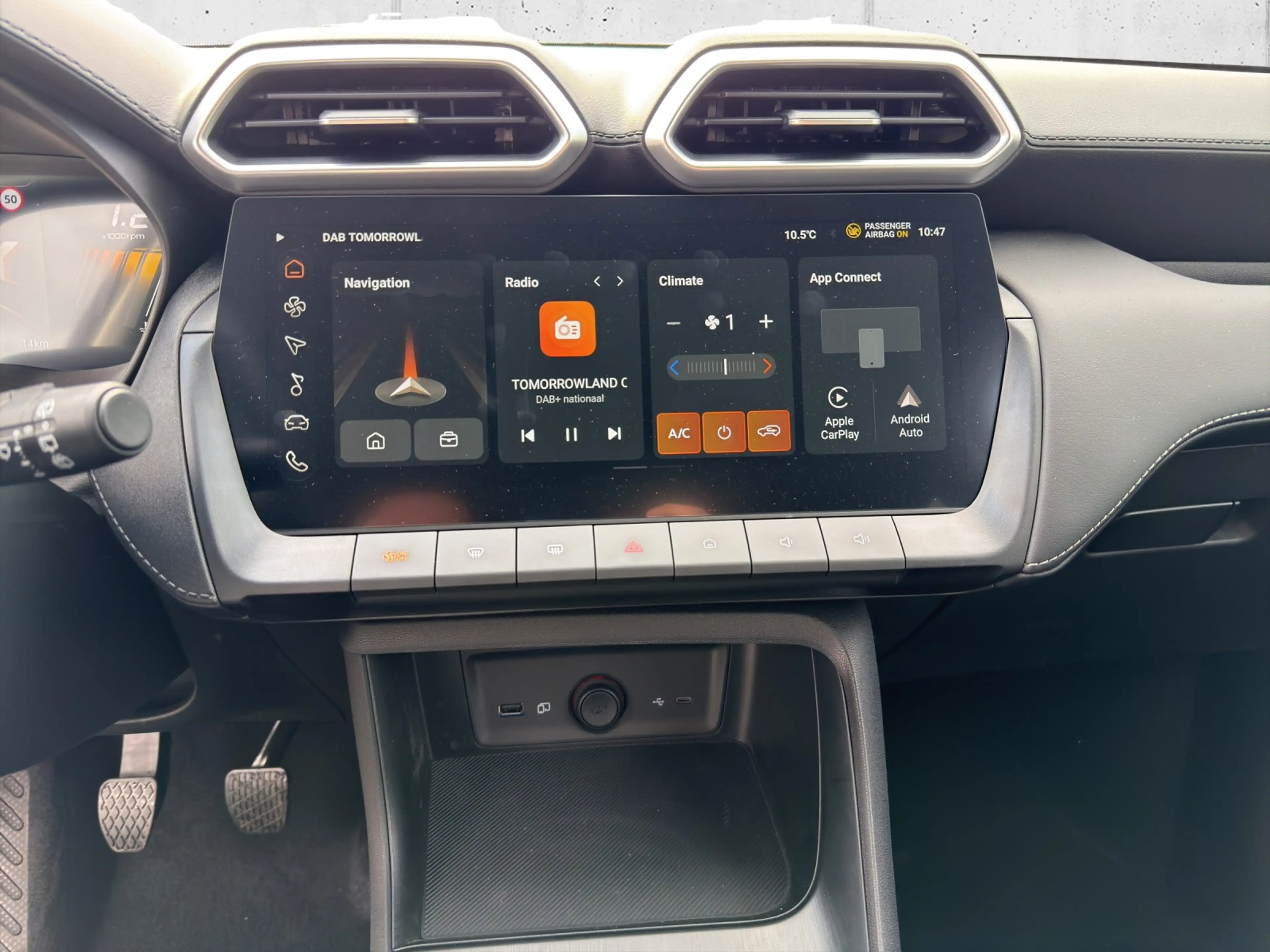 MG ZS Benzin+ Deluxe FWD 5tg. — photo 3