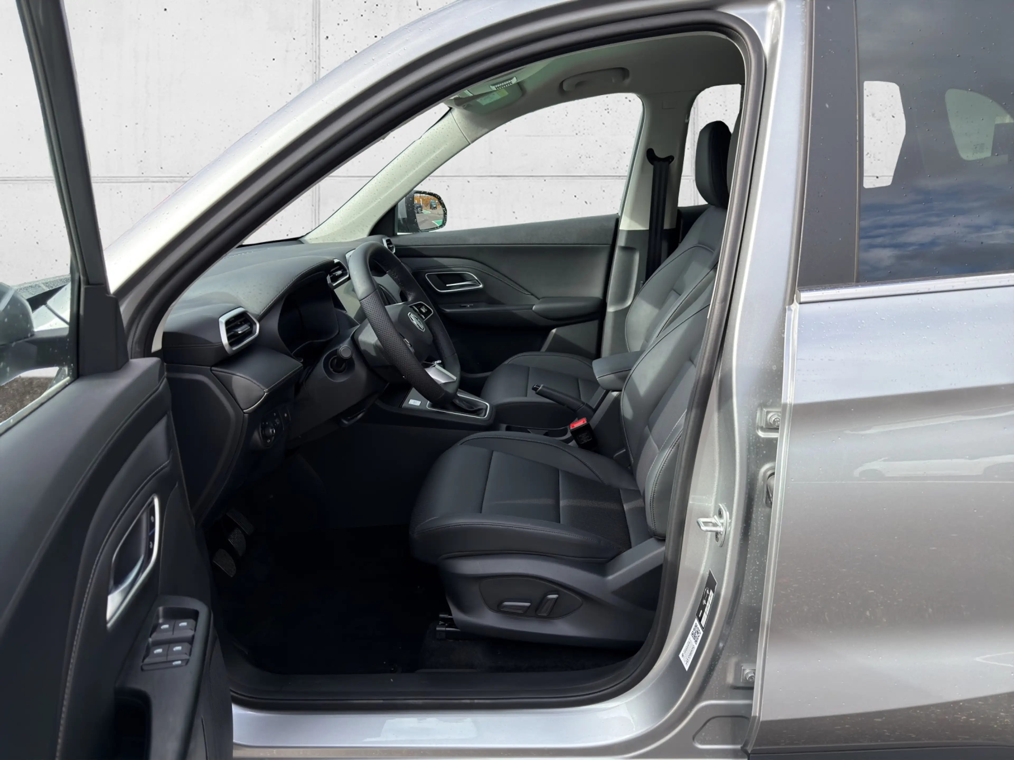 MG ZS Benzin+ Deluxe FWD 5tg. — photo 6