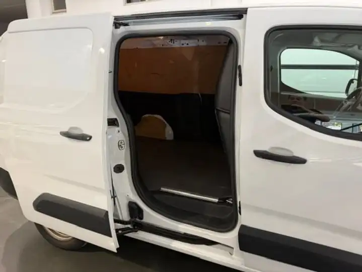 Opel Combo 2023, foto 14
