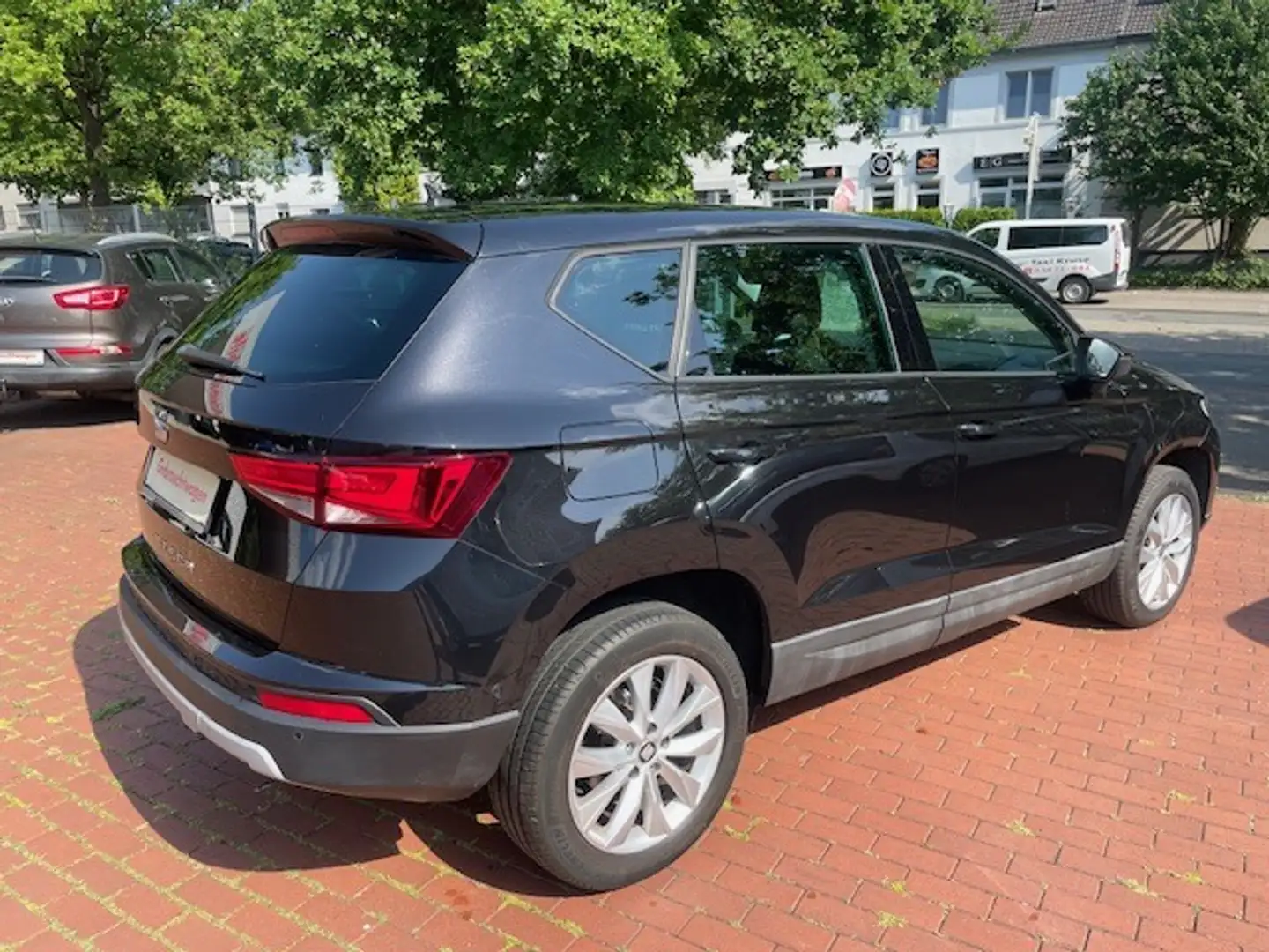 SEAT Ateca Style1,5 TSI*Navi*PDC*Beats*SHZ*DAB* Schwarz - 2