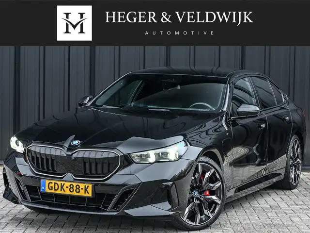 BMW 550 5-serie 550e xDrive M Sport pro · Adaptive Suspens