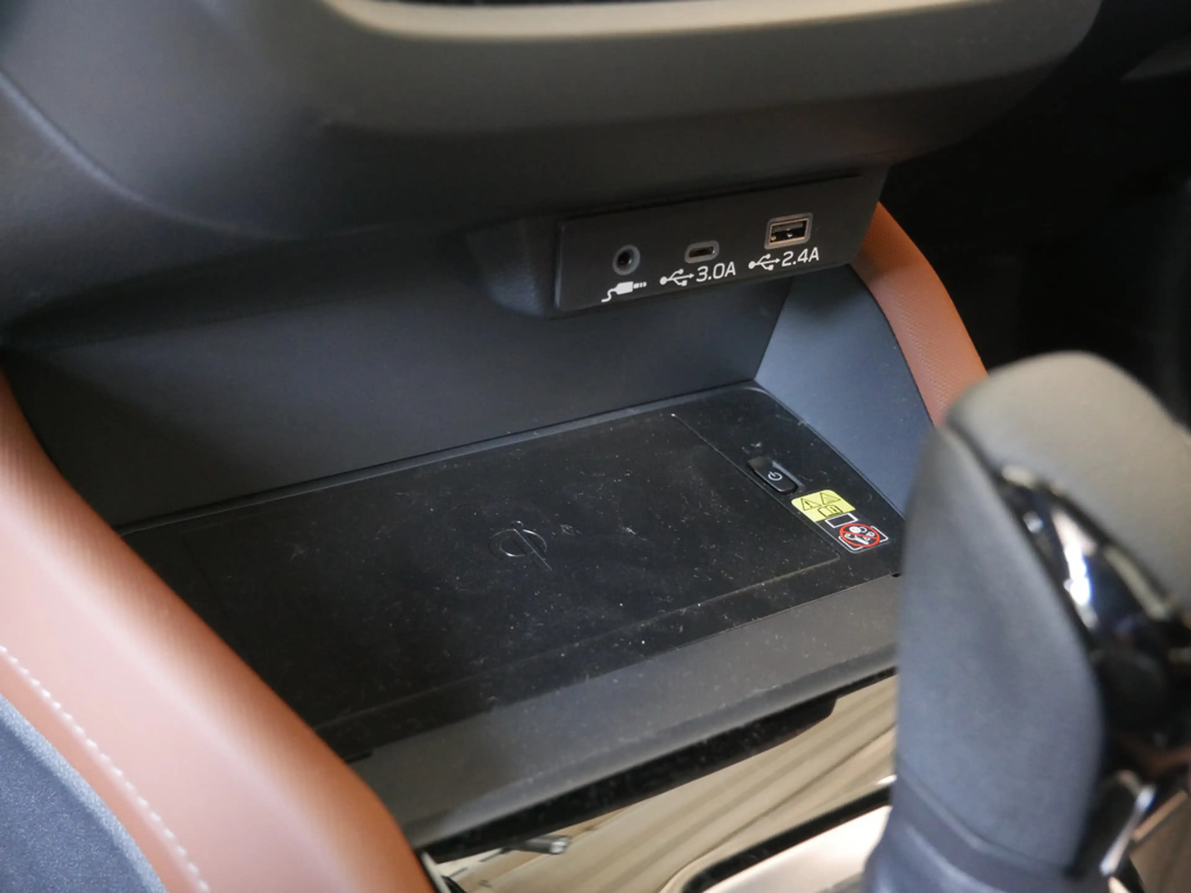 Subaru Forester 2.0ie Platinum H/K ACC LED PANO 360° — photo 10