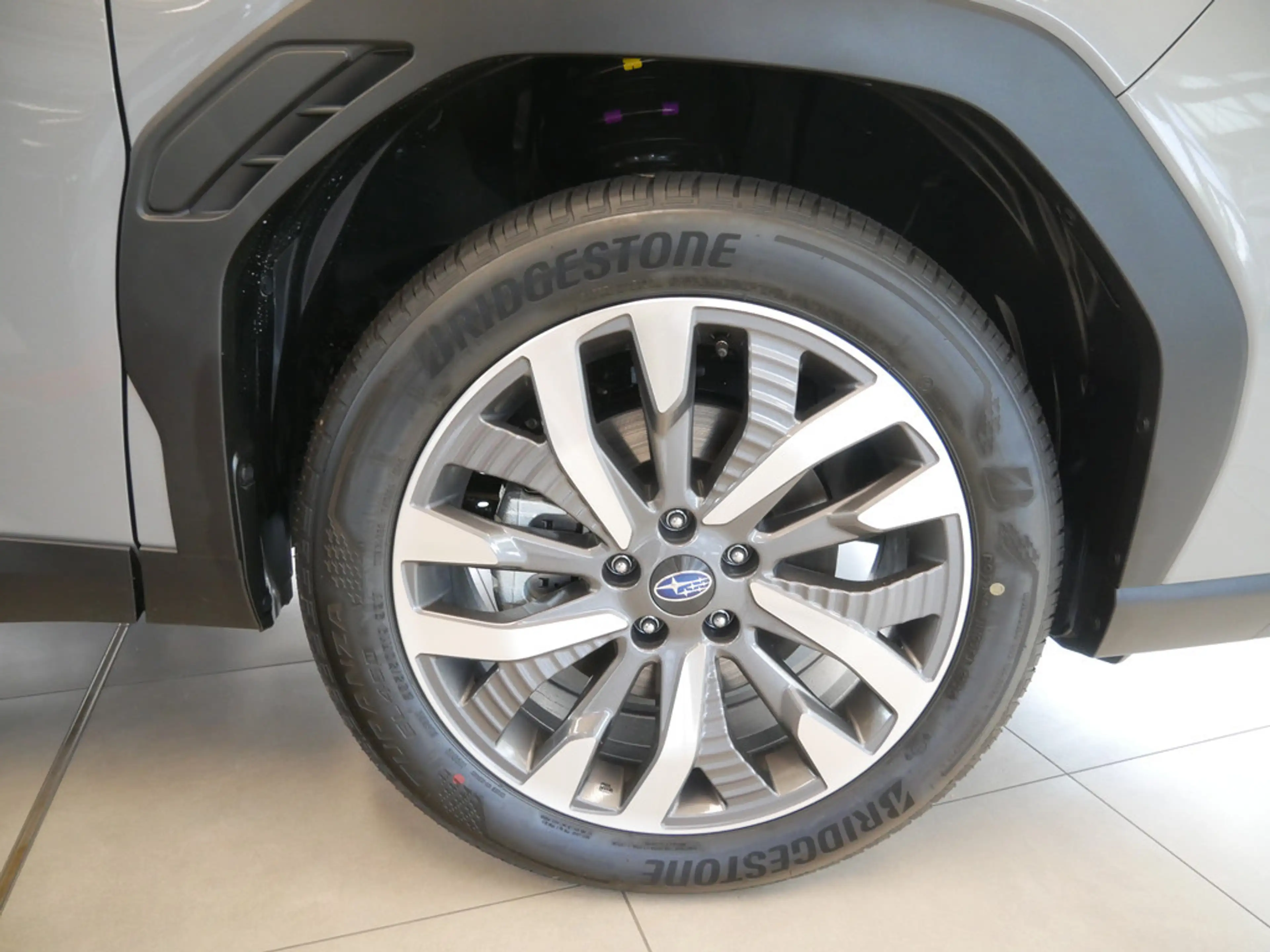 Subaru Forester 2.0ie Platinum H/K ACC LED PANO 360° — photo 6
