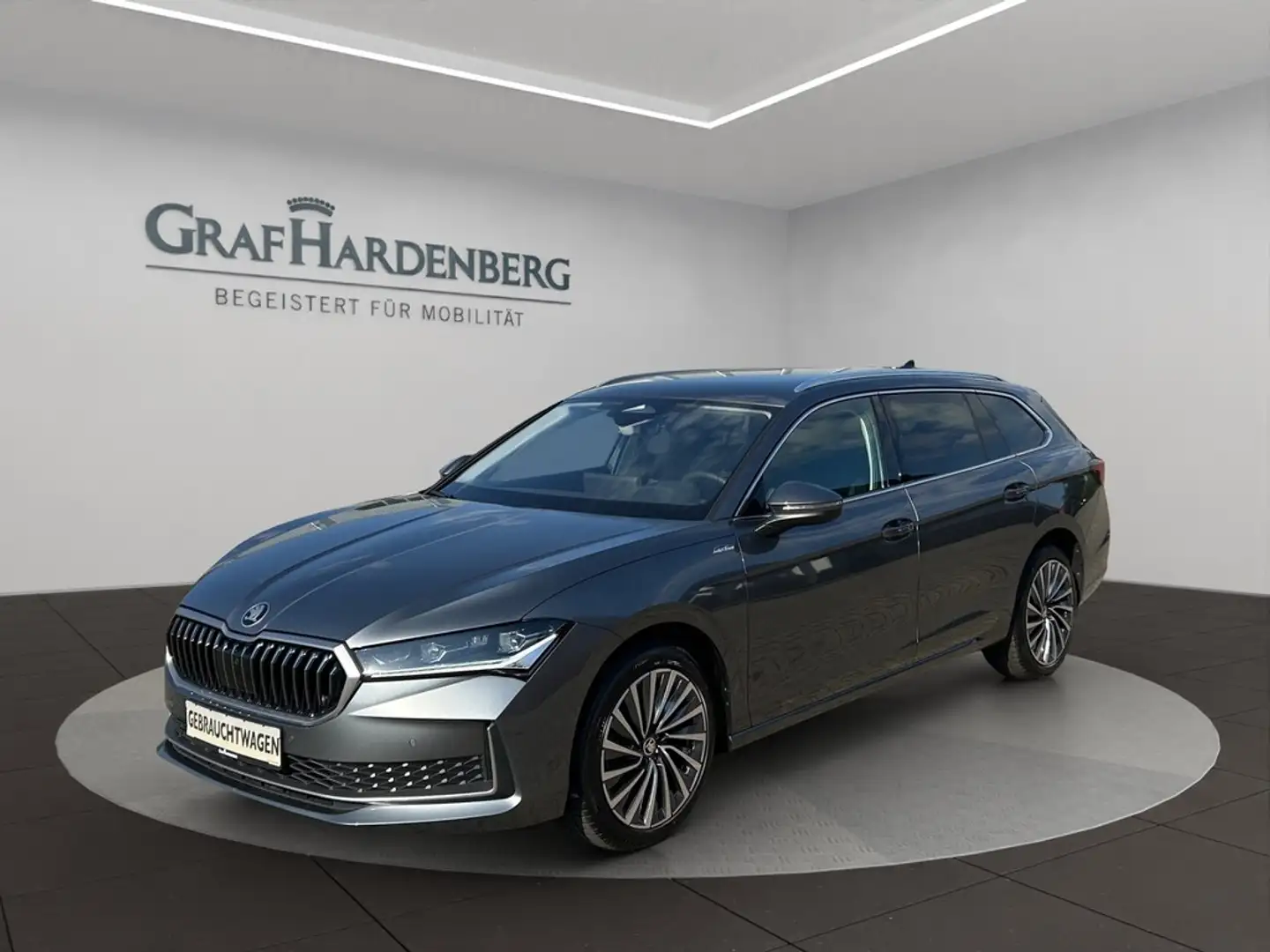 Skoda Superb Combi L&K 2.0 TDI DSG Grau - 1