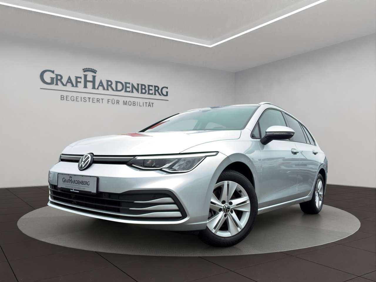 Volkswagen Golf — Volkswagen Golf VIII Variant 2.0 TDI DSG Life ACC RFK SHZ