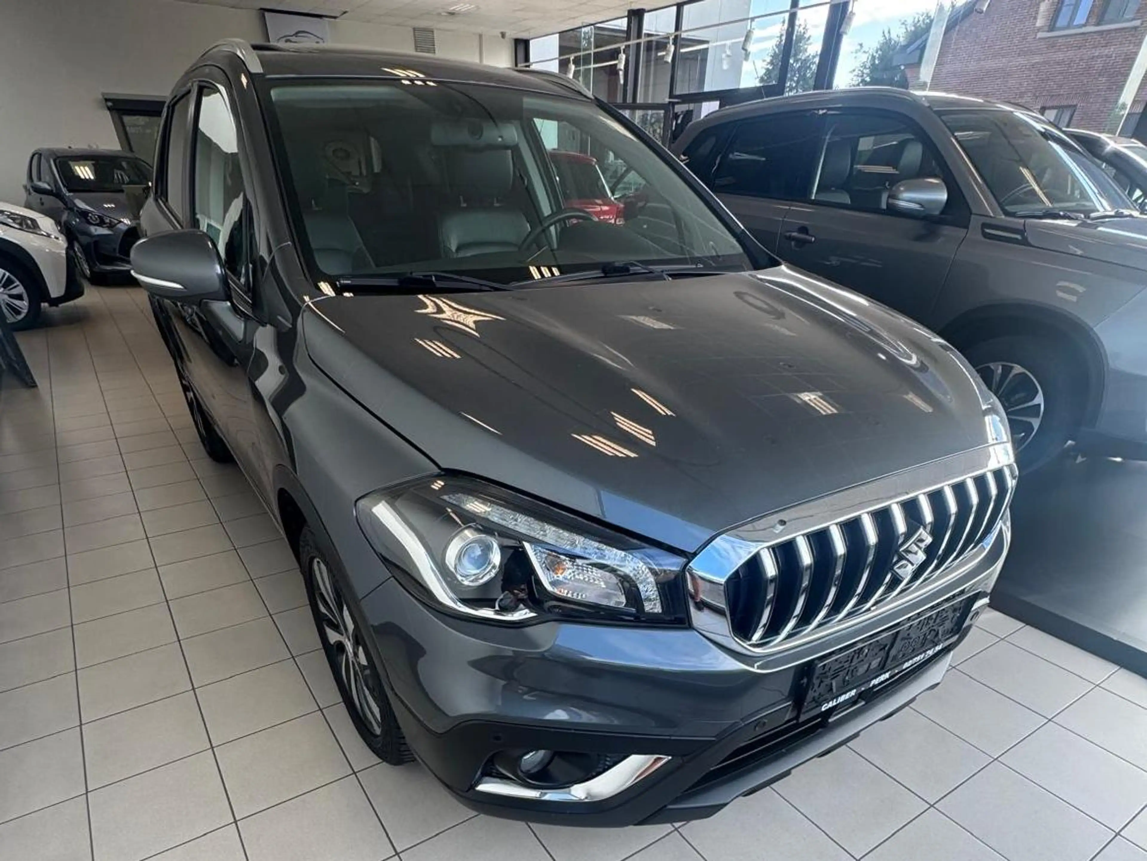 Suzuki SX4 S-Cross Sx4 S-Cross 1.4 Turbo Boosterjet GLX — photo 4