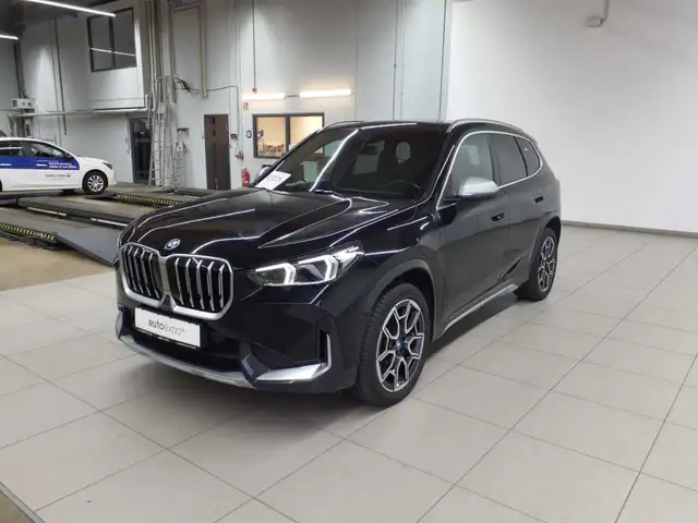 BMW X1 view 6