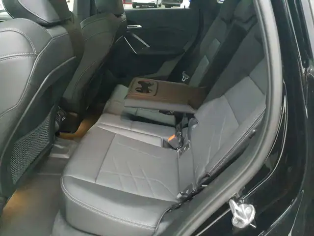 BMW X1 view 8