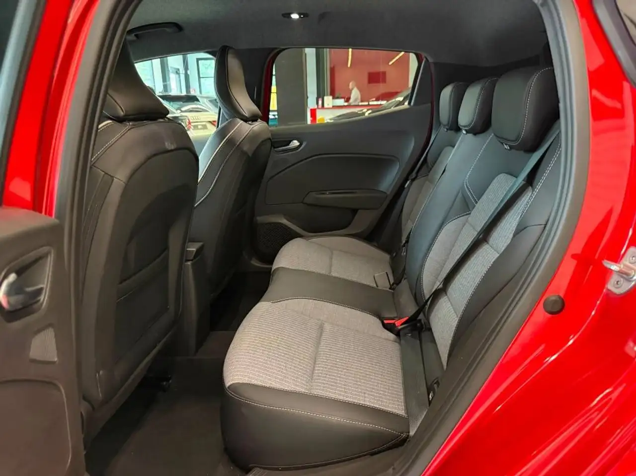 Renault Clio 1.0 eco-g Techno 100cv, миниатюра 13