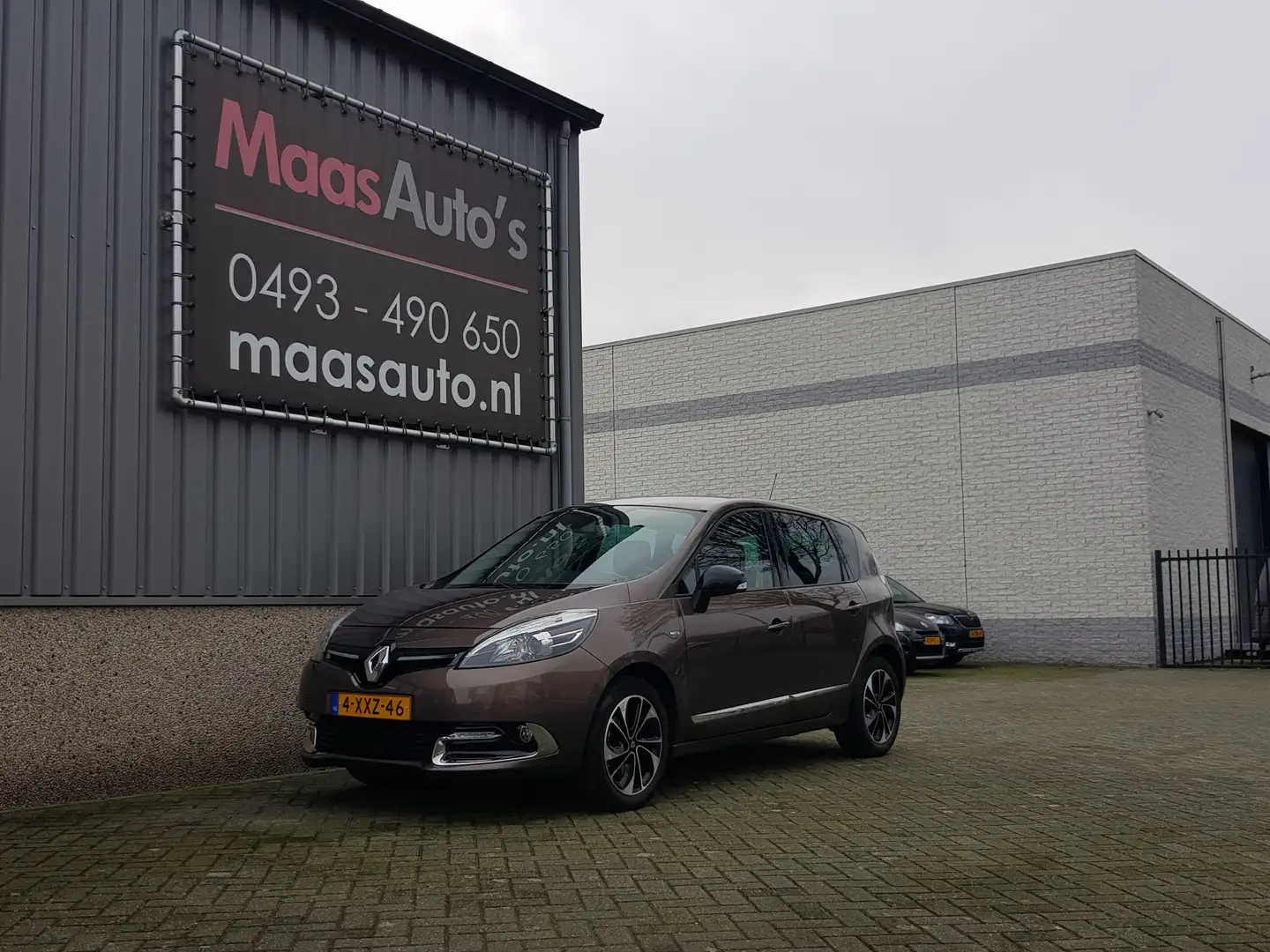 Renault Scenic 2.0 Bose uitvoering automaat 1e eigenaar !!!! Brun - 1