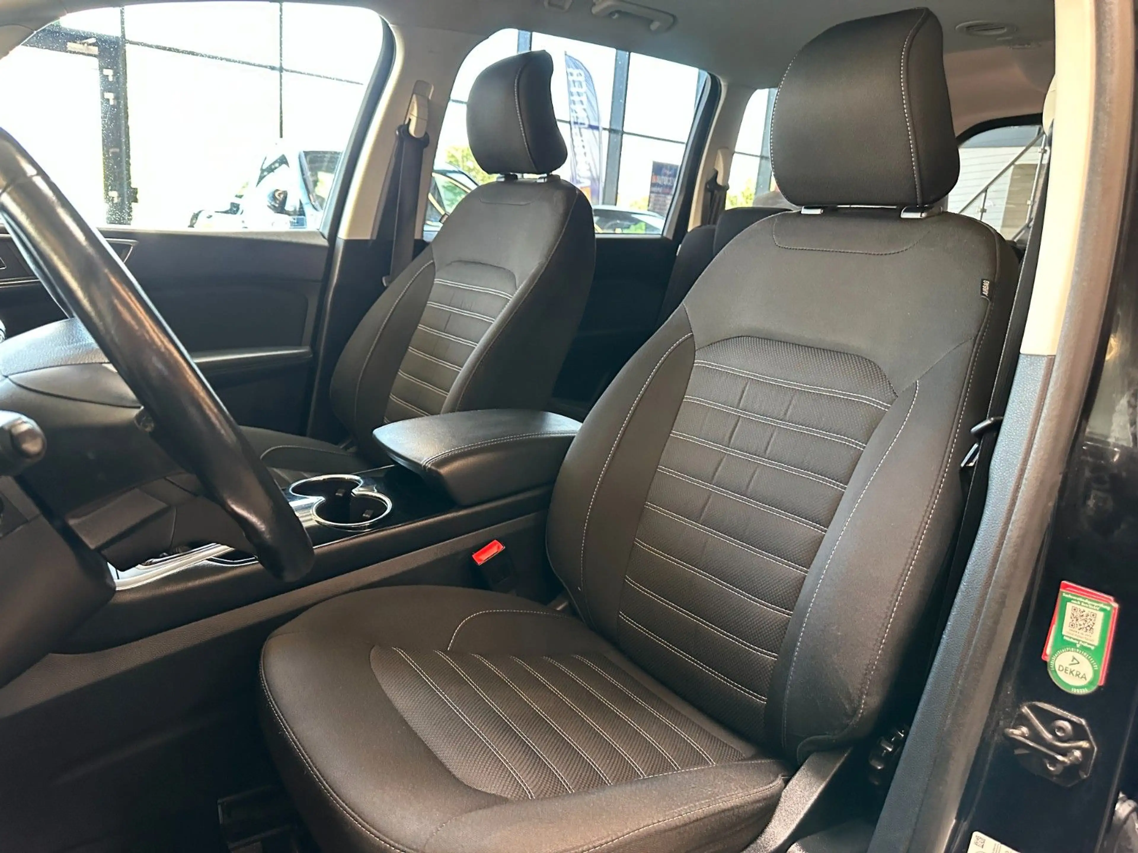 Ford Galaxy Titanium *3-ZONEN*TEMPO*NAVI*KAMERA* — photo 8