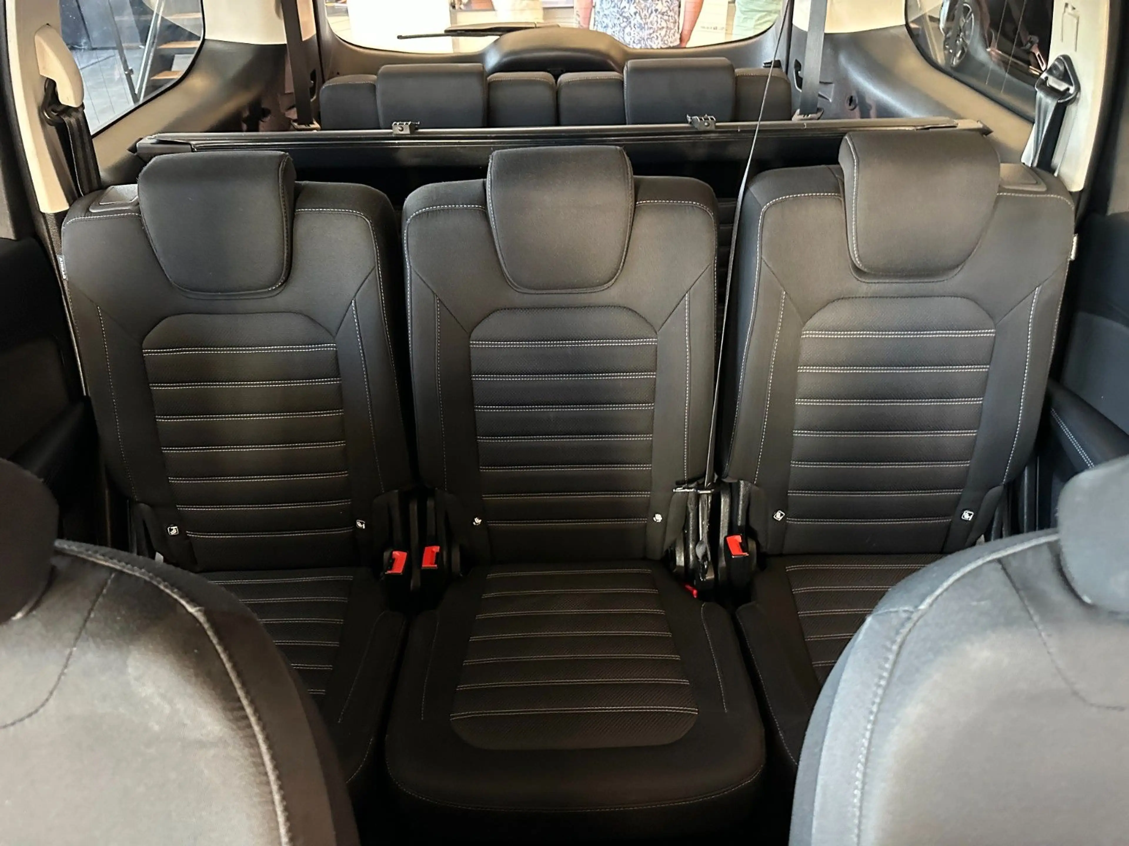 Ford Galaxy Titanium *3-ZONEN*TEMPO*NAVI*KAMERA* — photo 12