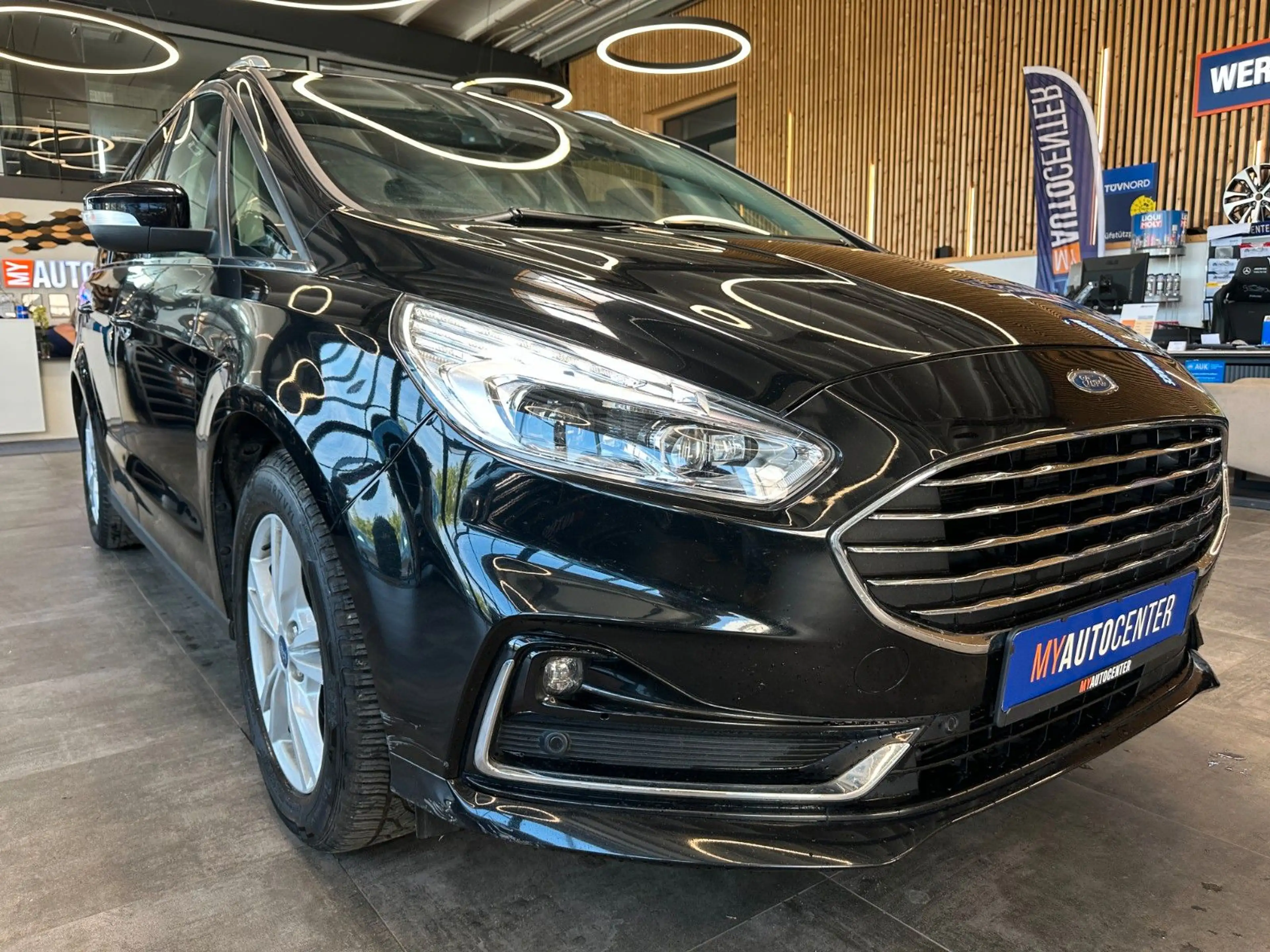 Ford Galaxy Titanium *3-ZONEN*TEMPO*NAVI*KAMERA* — photo 3
