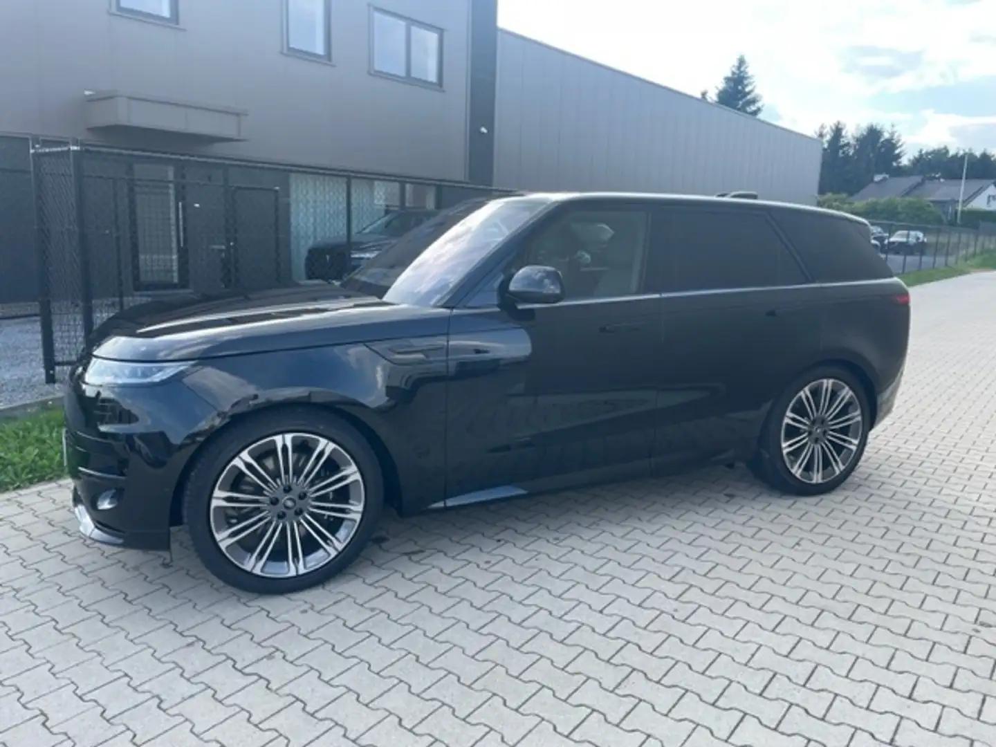 Land Rover Range Rover Sport NEW 3.0 P460e Dynamic HSE /23/ PANO /5 J. Garantie Noir - 2