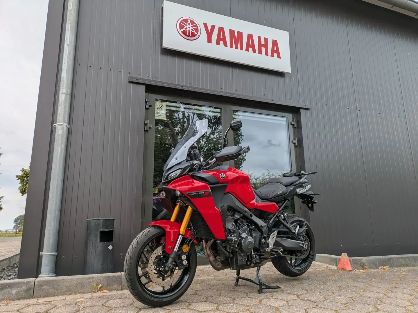 Yamaha Tracer 9 GT Червоний - 1