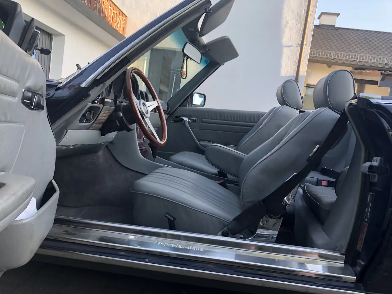 Mercedes-Benz SL 560 Europäisiert, Lack&Leder neu sowie edel getuned, foto 7