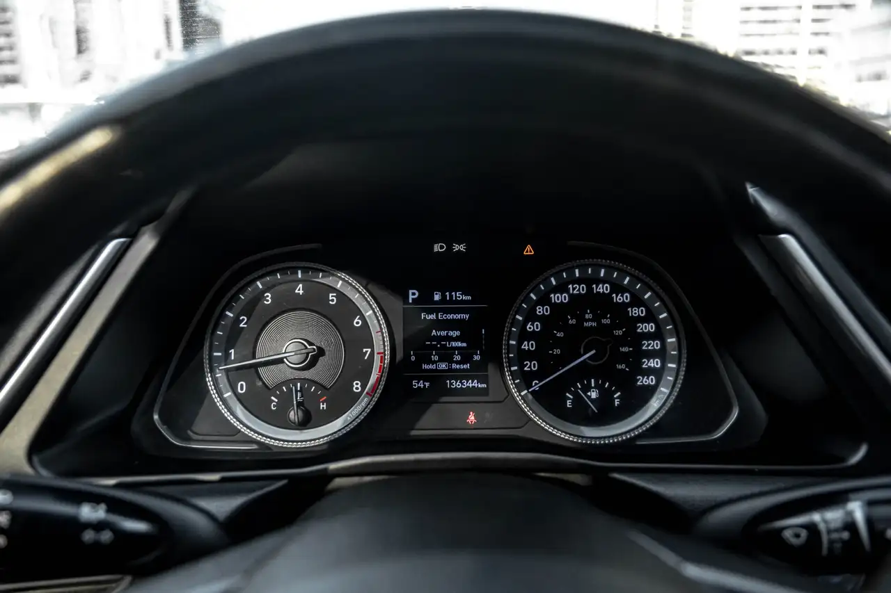 Hyundai SONATA снимка Hyundai SONATA