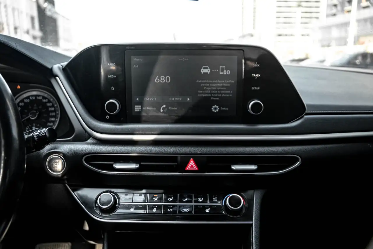 Hyundai SONATA снимка Hyundai SONATA