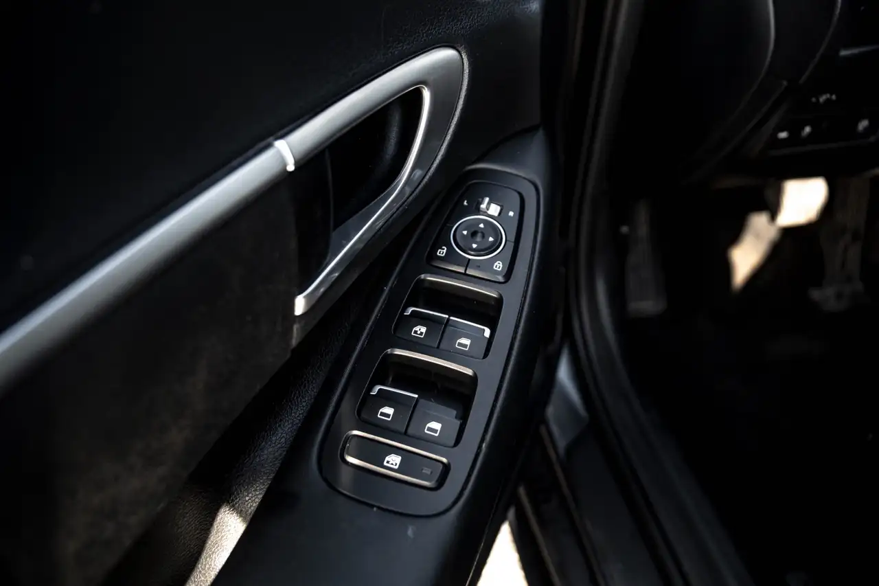 Hyundai SONATA снимка Hyundai SONATA