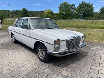 200 /8 Automatik, H-Kennzeichen, Chrompaket