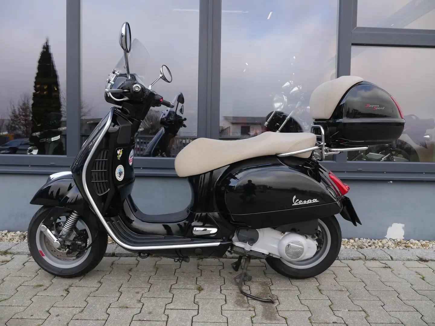 Vespa GTS 250 ABS - dt. Modell - 1. Hand - Topcase - 2