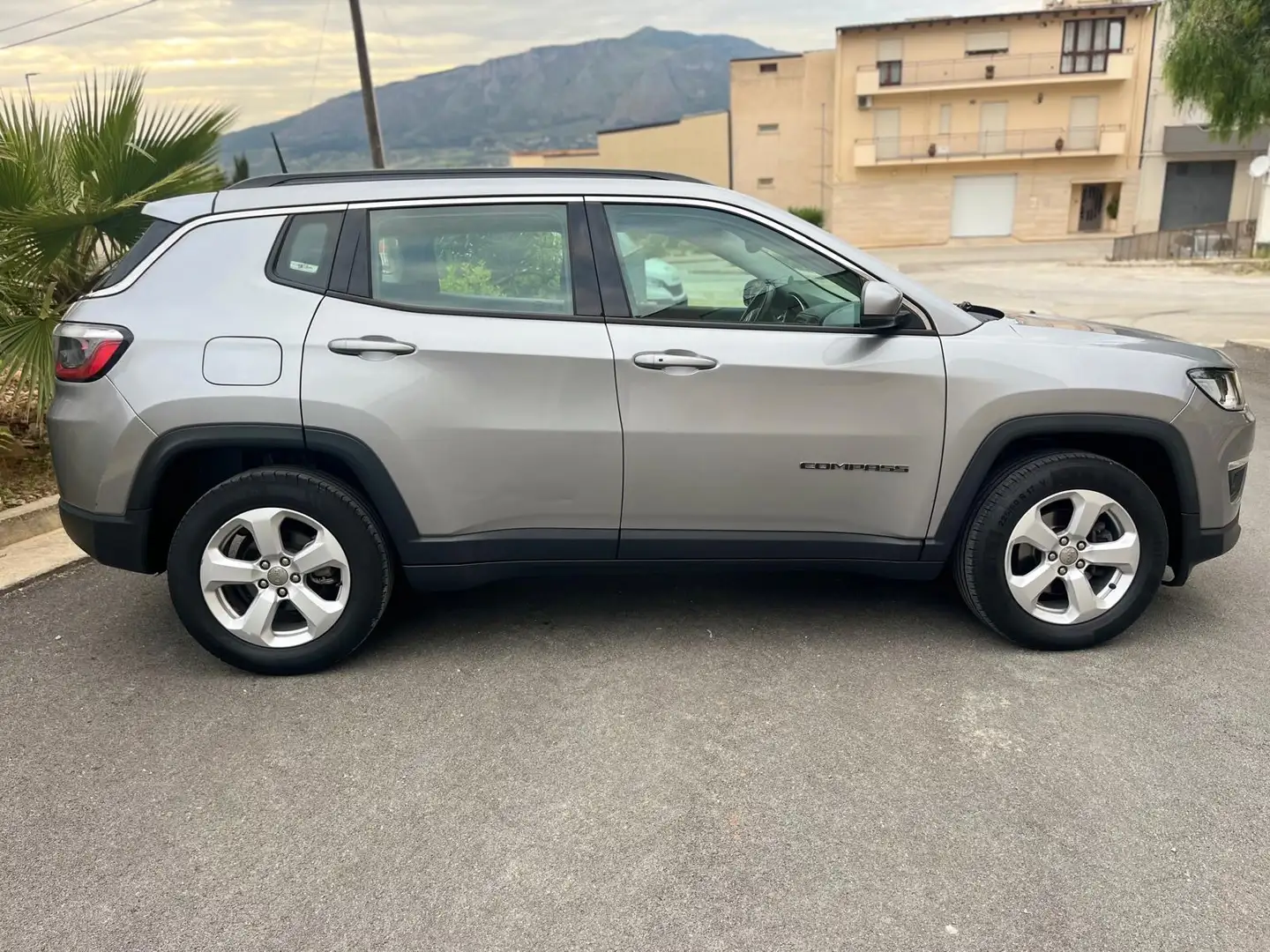 Jeep Compass Compass II 2017 1.6 mjt Longitude 2wd 120cv Grigio - 2