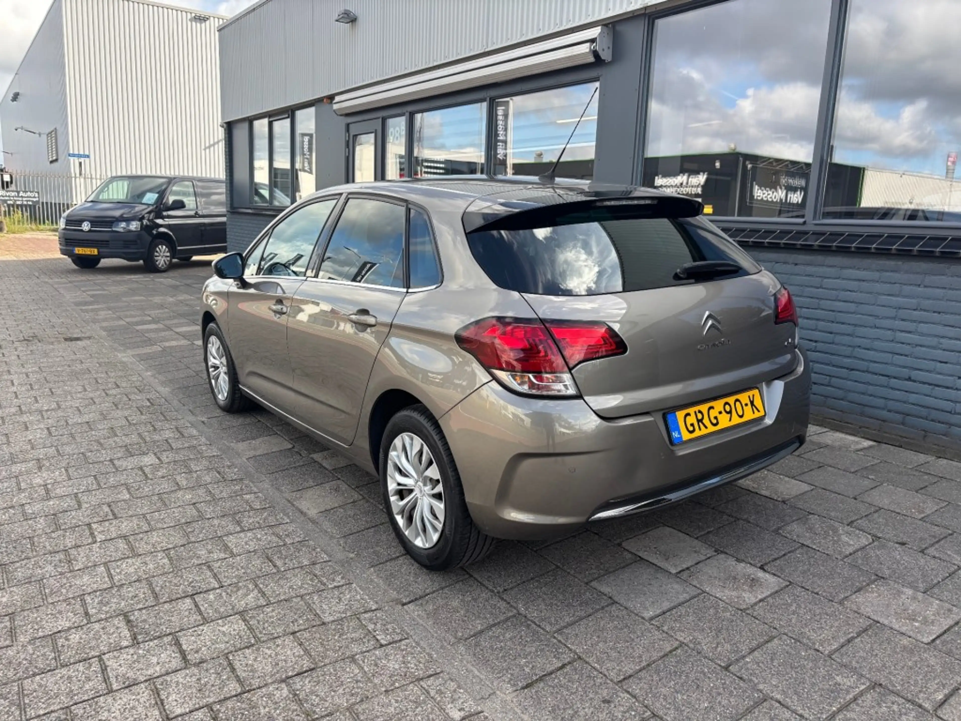 Citroen C4 1.2 PURET.FEEL COLL. — photo 8