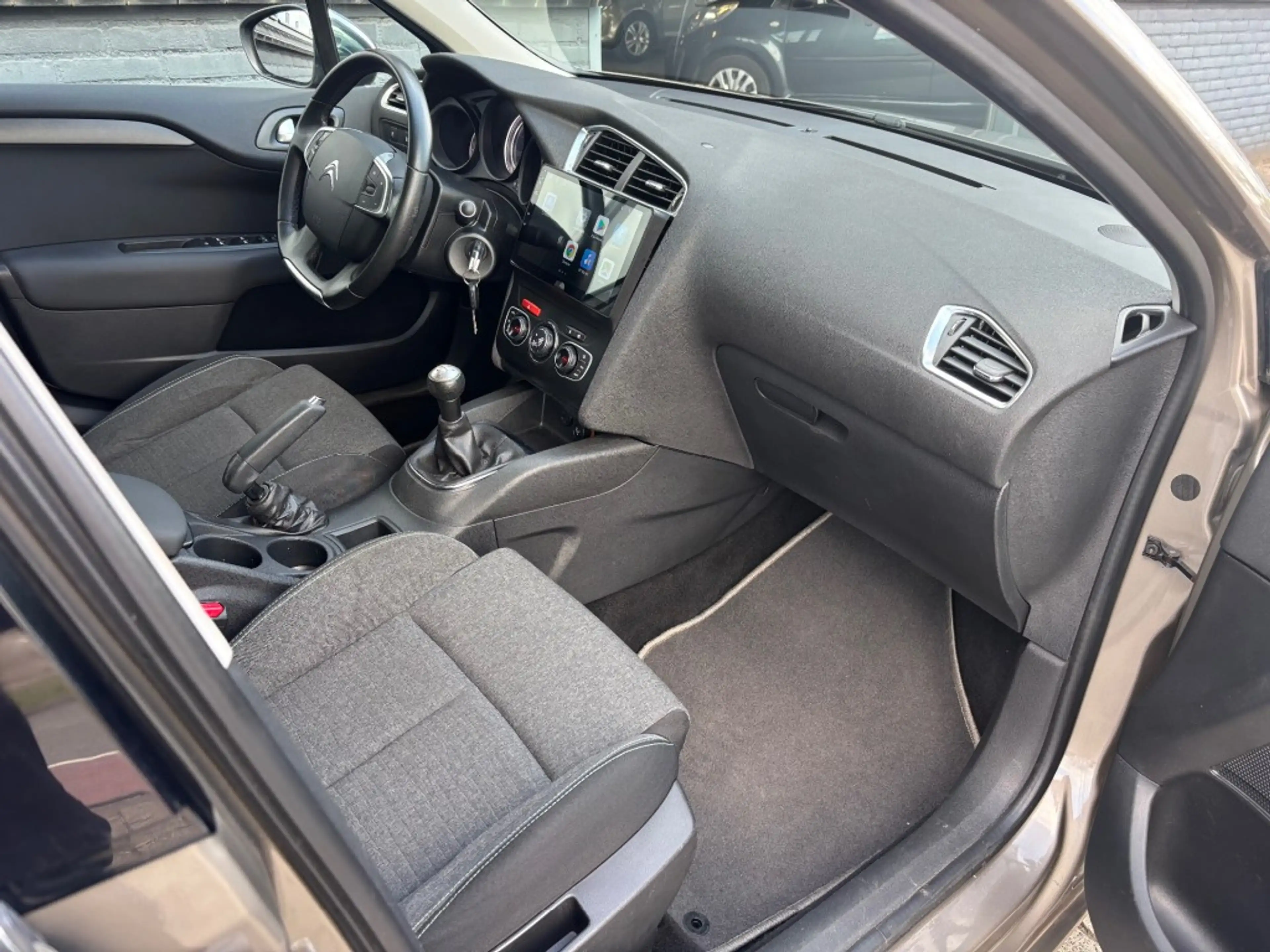 Citroen C4 1.2 PURET.FEEL COLL. — photo 13