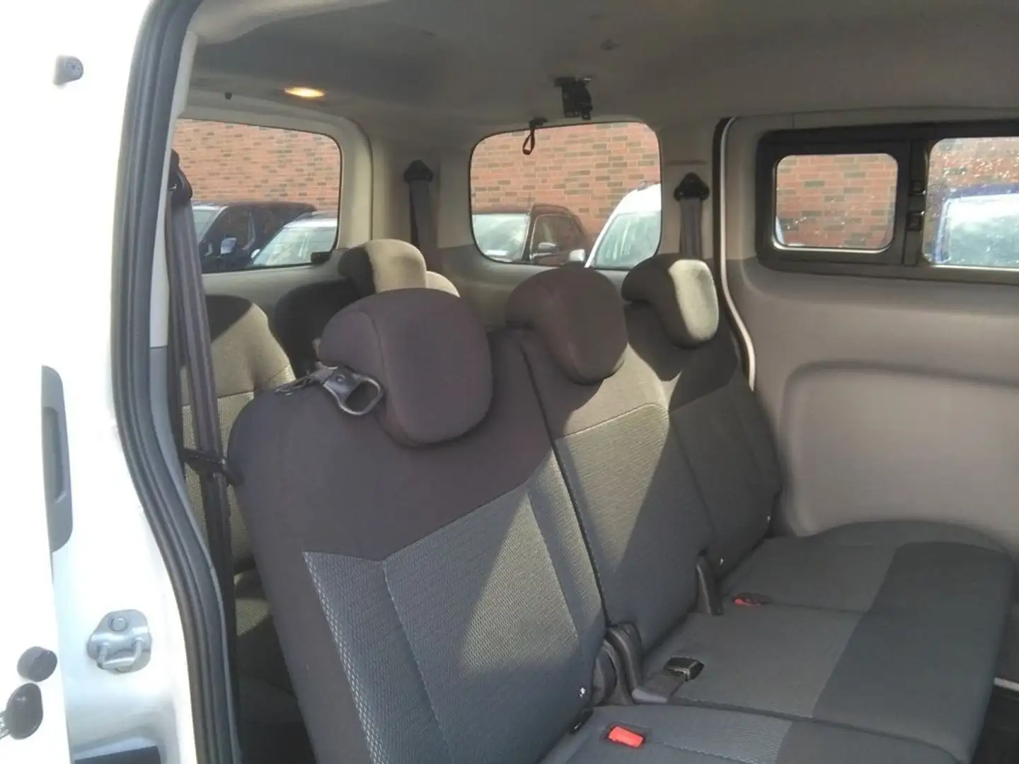 Nissan NV200 Evalia 1.6 Alb - 2
