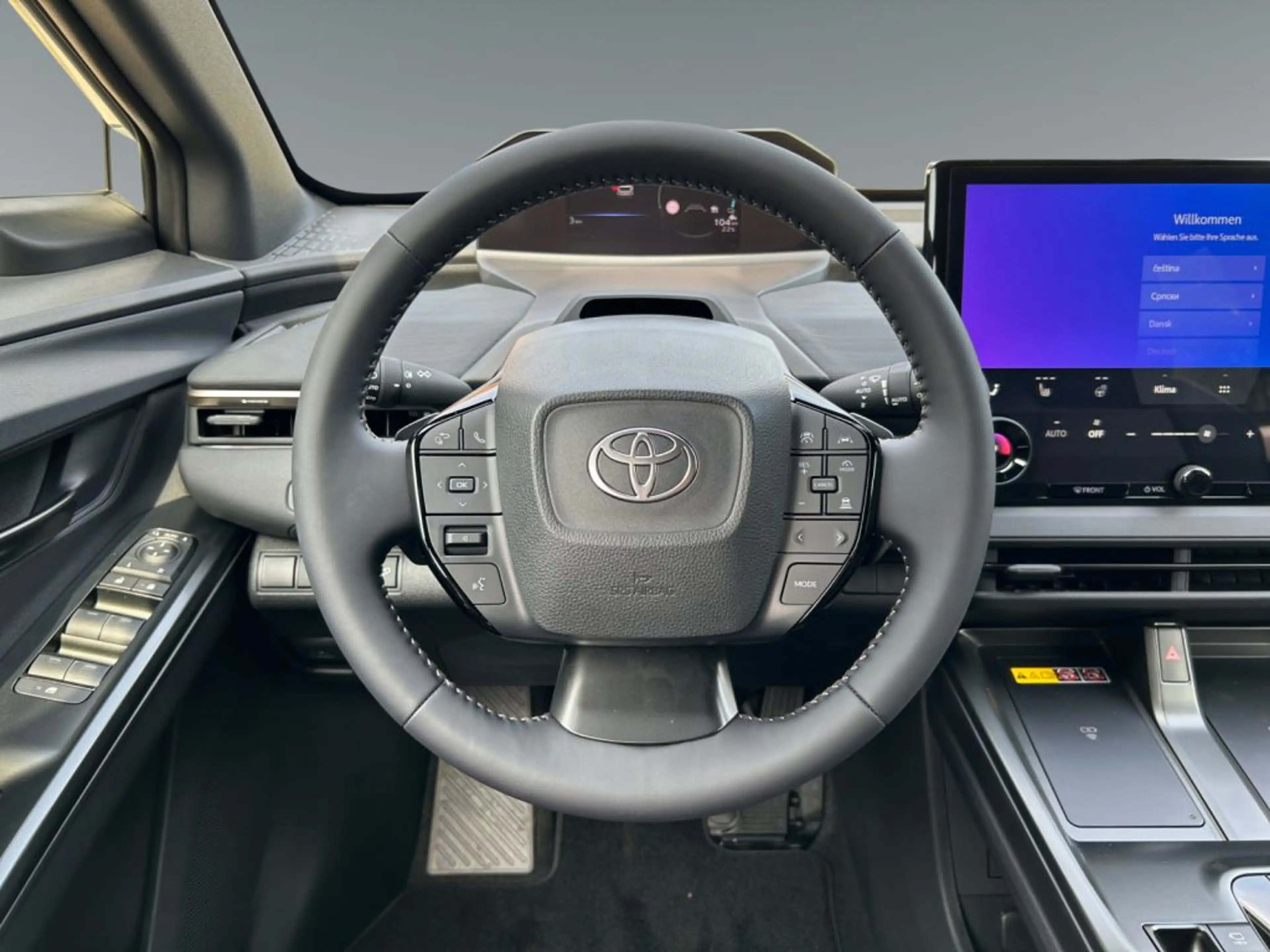 Toyota bZ4X Touring Teamplayer — photo 12