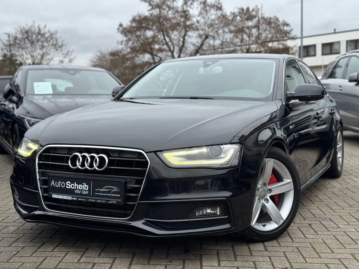 Audi A4 3.0 TDI quattro*S-line*Bi-Xenon*NAVI*B&O*AHK* Schwarz - 1