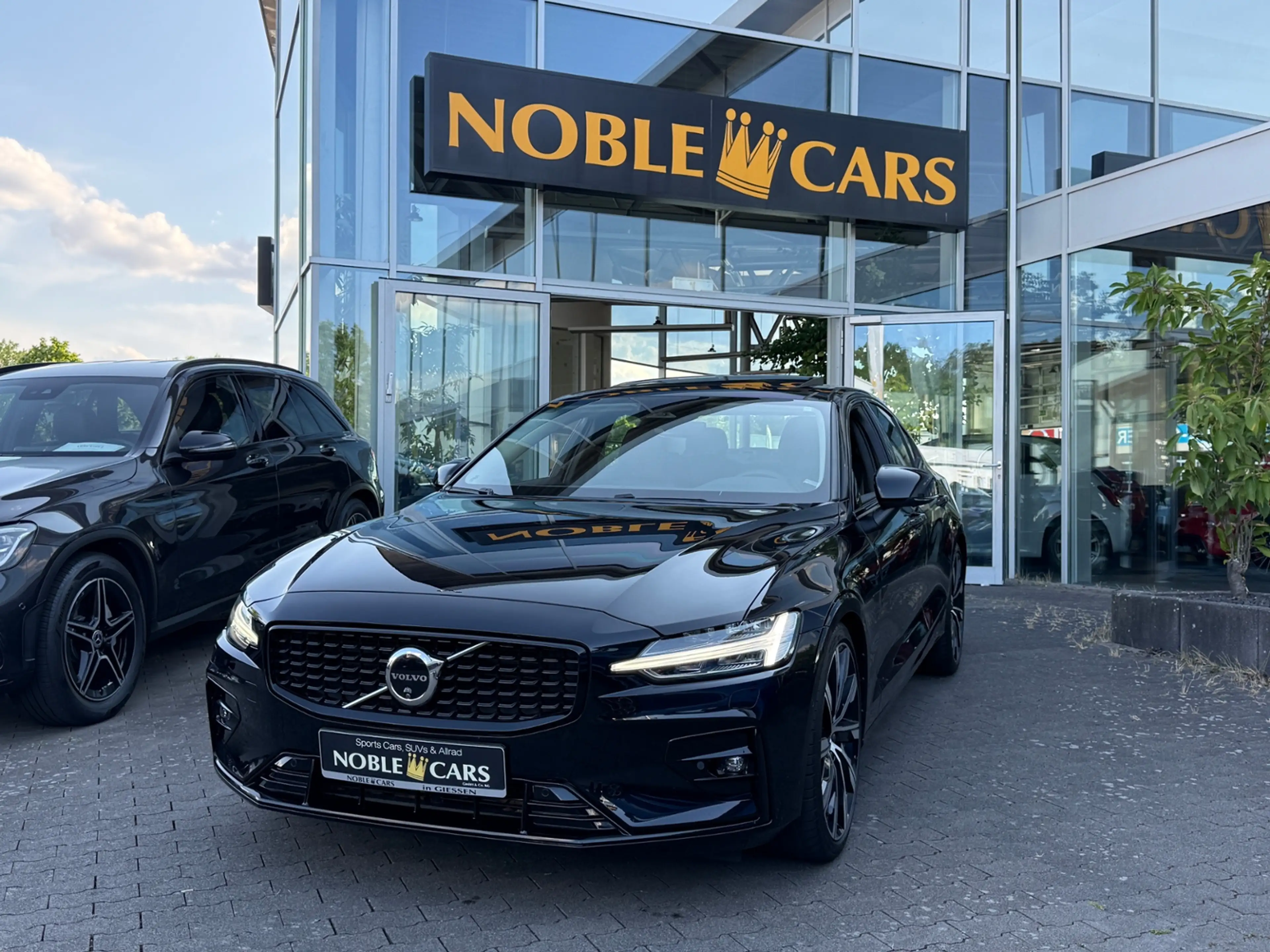 Volvo S60 Lim. Plus Dark PANO H/K LED 20" — photo 4