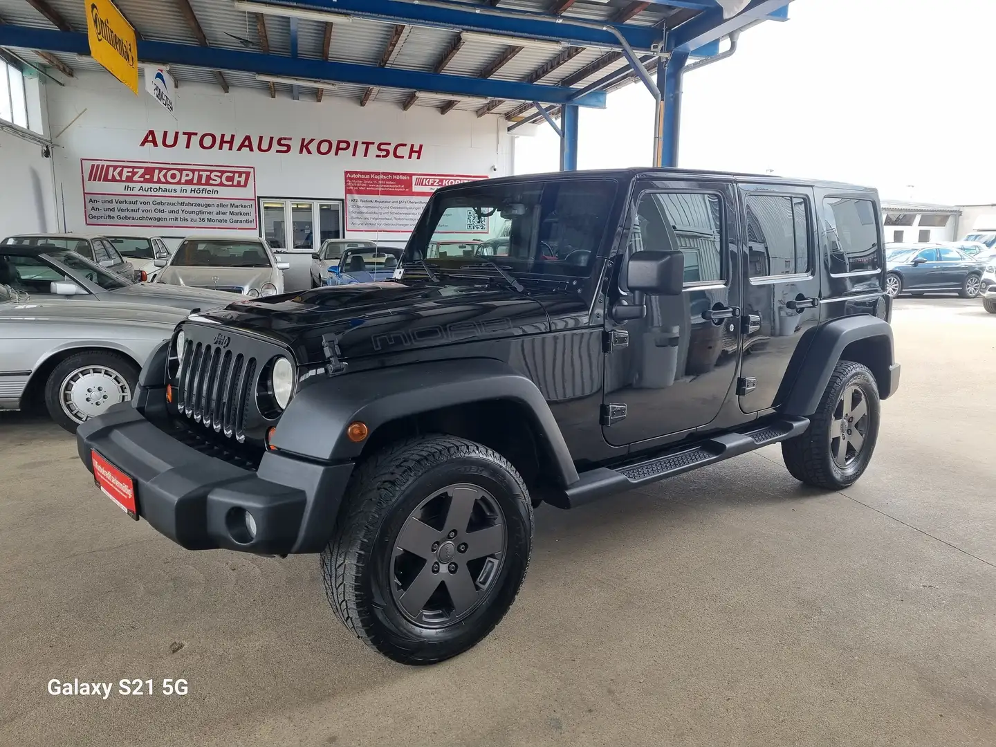 Jeep Wrangler 2,8 CRDi MOAB Sahara Soft/Hardtop - Topzustand! Schwarz - 1