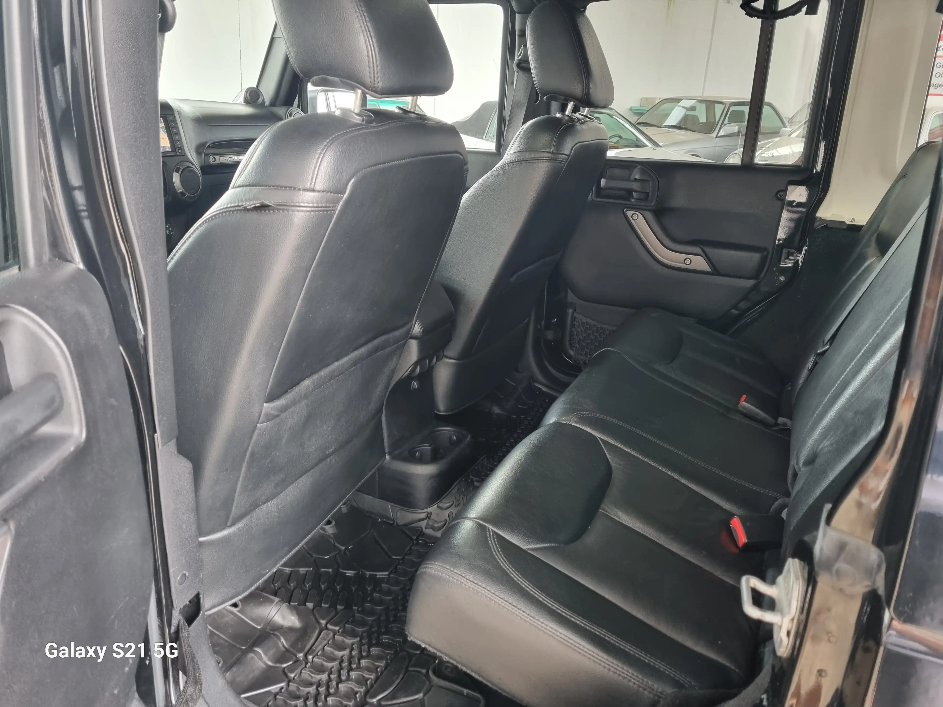 Jeep Wrangler 2,8 CRDi MOAB Sahara Soft/Hardtop - Topzustand! — photo 10