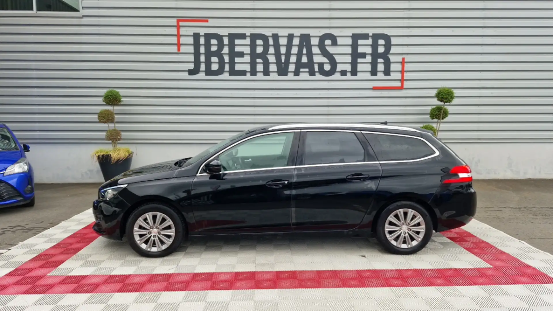 Peugeot BLUEHDI 130CH SS EAT8 ALLURE Negru - 1