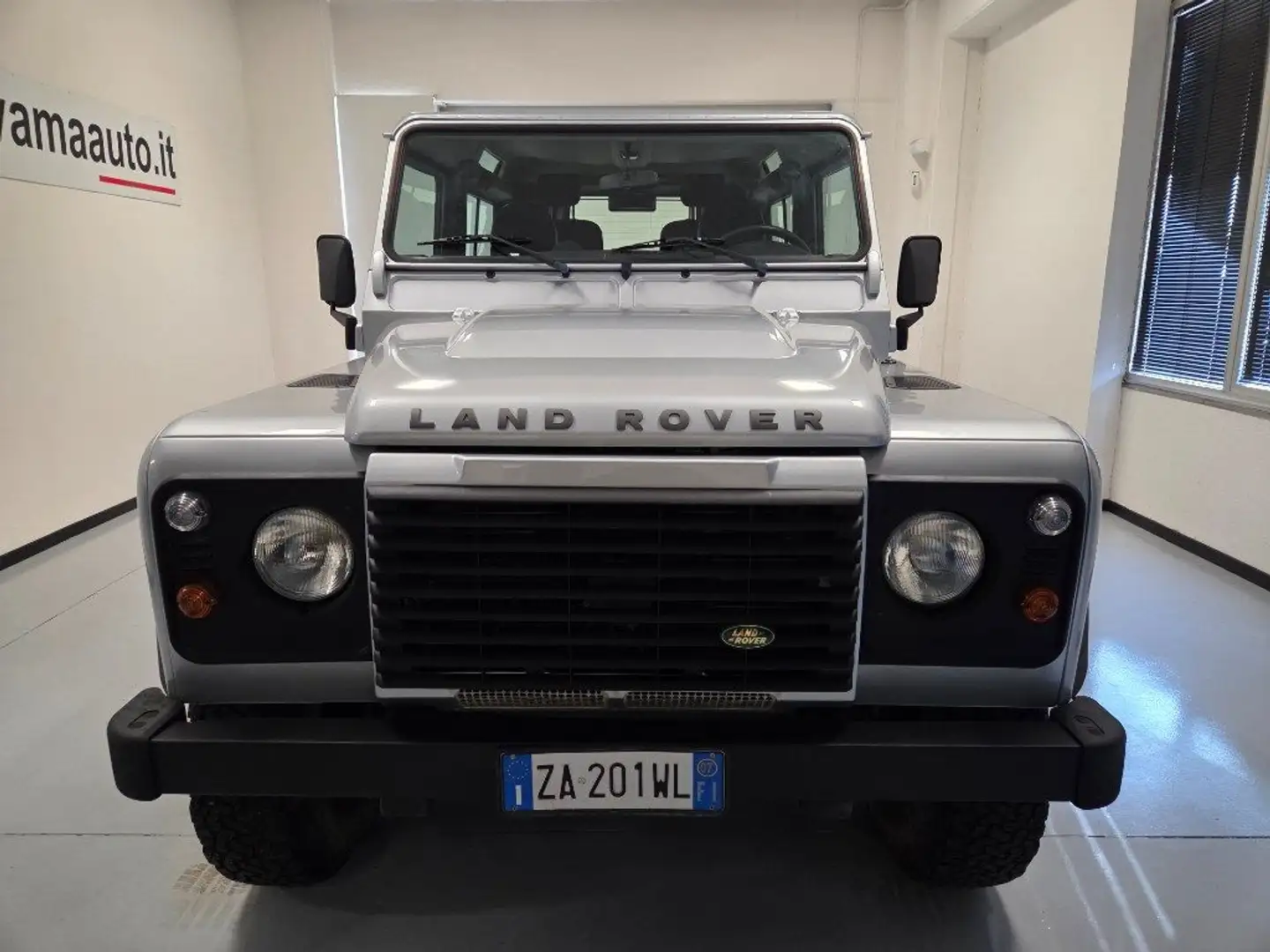 Land Rover Defender 90 2.4 TD4 AUTOVETTURA SERVICE LAND ROVER Argento - 2