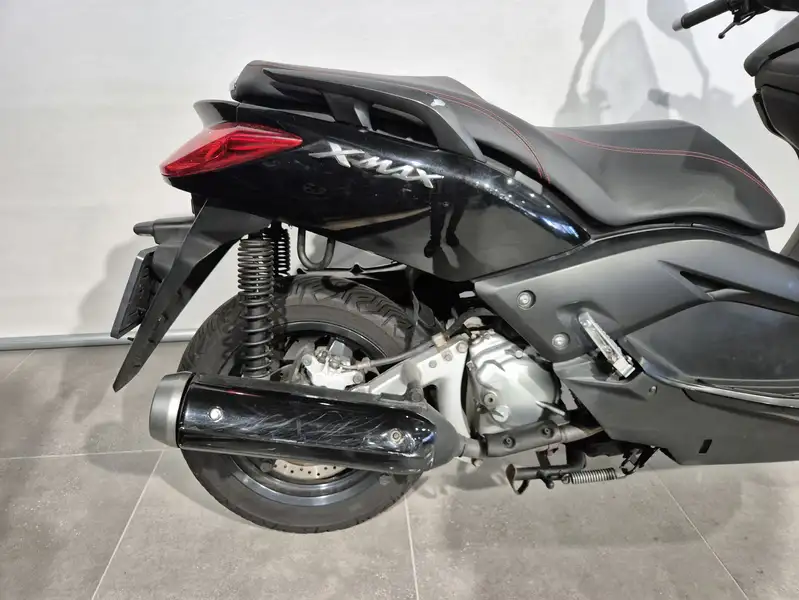 Yamaha X-Max 250 - foto 4
