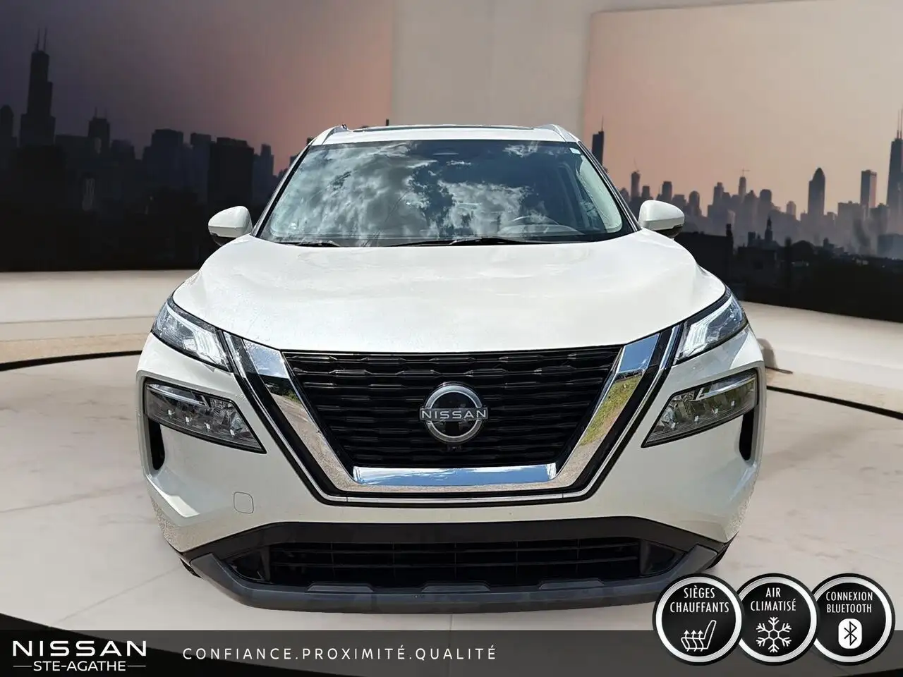 Nissan Rogue fotografie Nissan Rogue