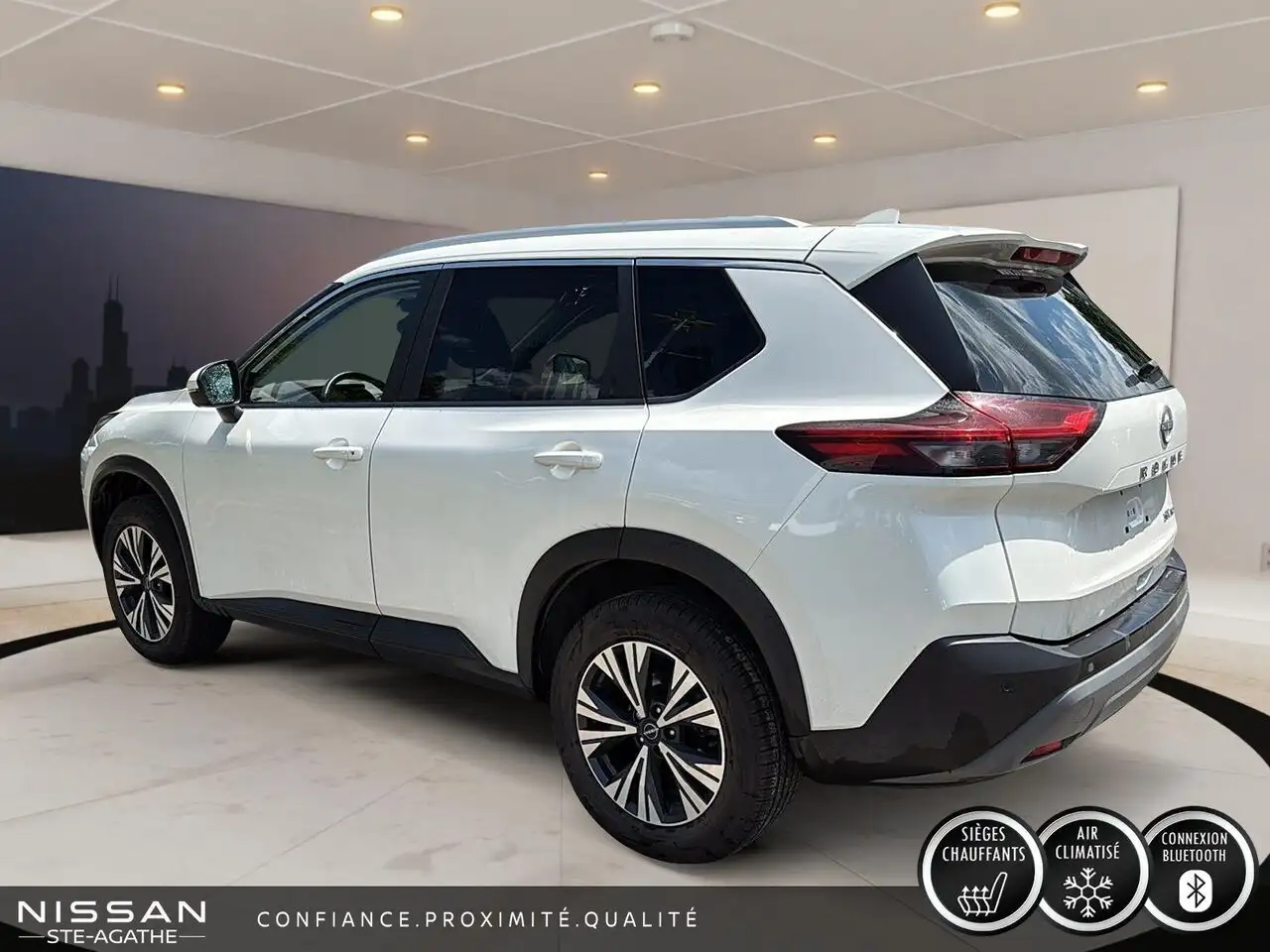 Nissan Rogue fotografie Nissan Rogue