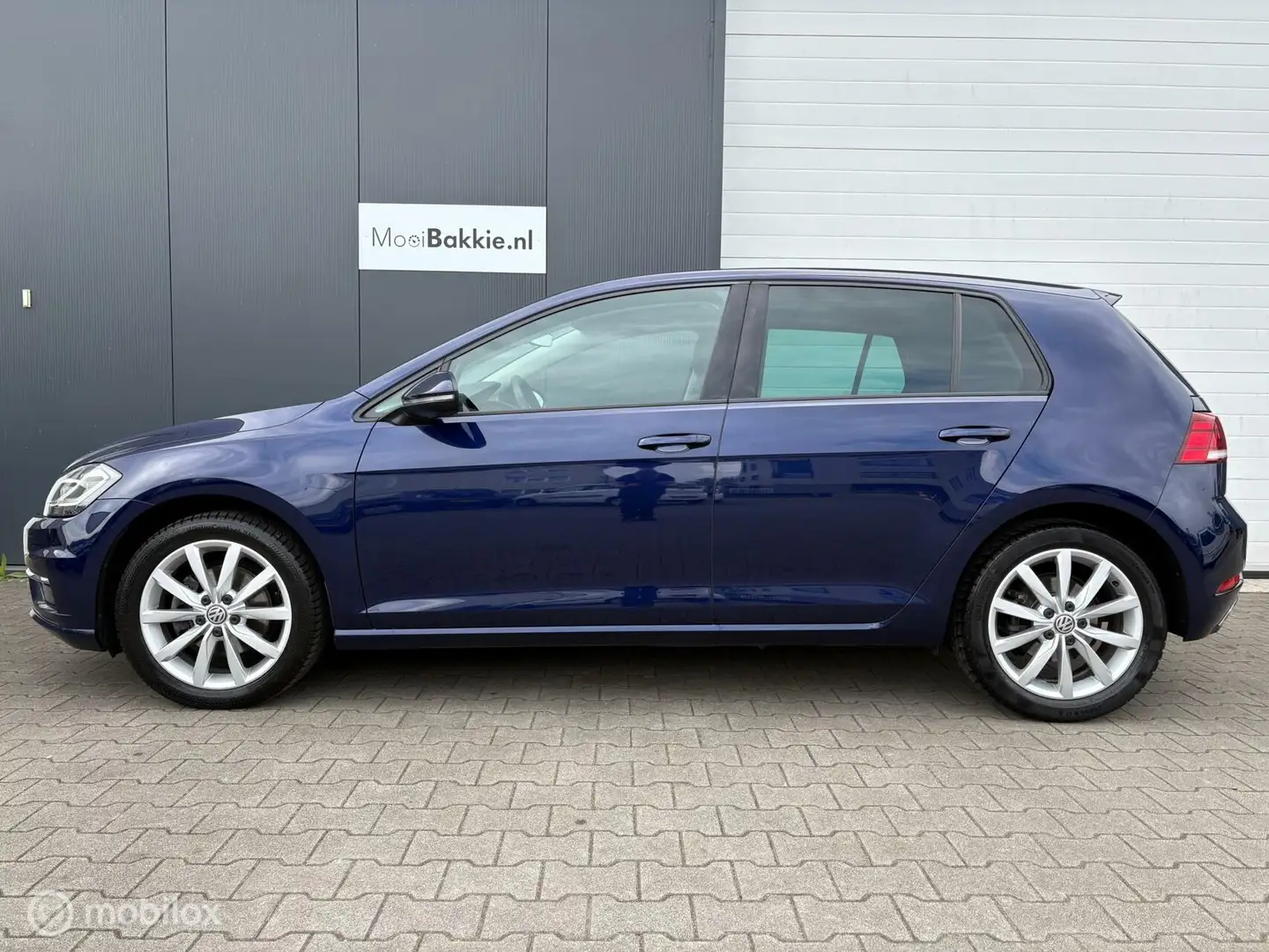 Volkswagen Golf 1.5 TSI High Virtual / Navi / Trek / Carplay Azul - 2