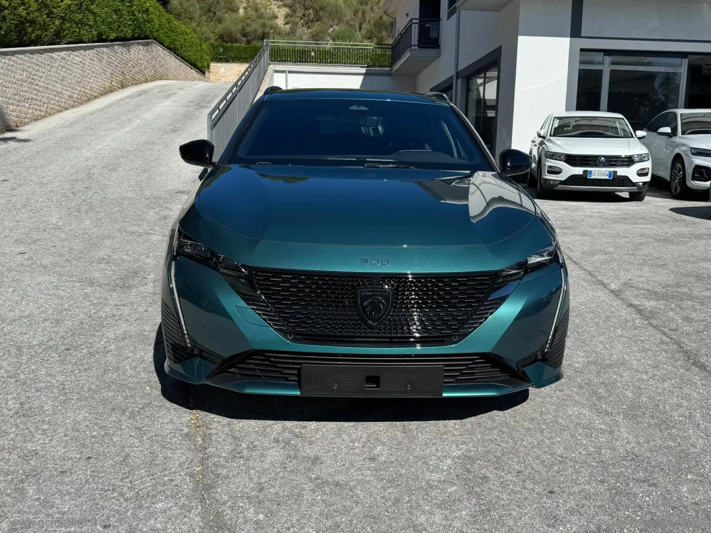 Peugeot 308 PureTech Turbo 130 S&S EAT8 SW GT Blauw - 2