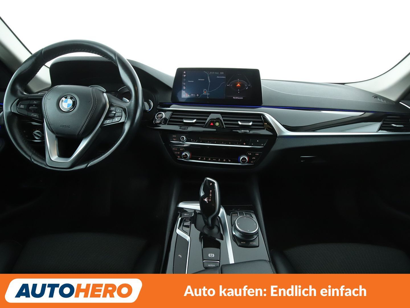 BMW 530 i Sport Line Aut.*NAVI*CAM*TEMPO*SHZ* — photo 12