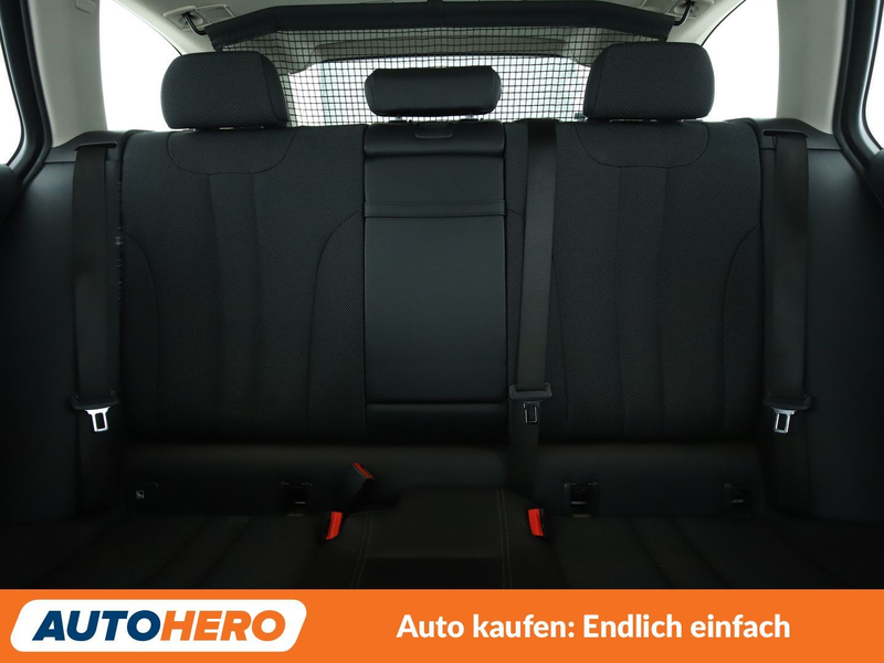 BMW 530 i Sport Line Aut.*NAVI*CAM*TEMPO*SHZ* — photo 15